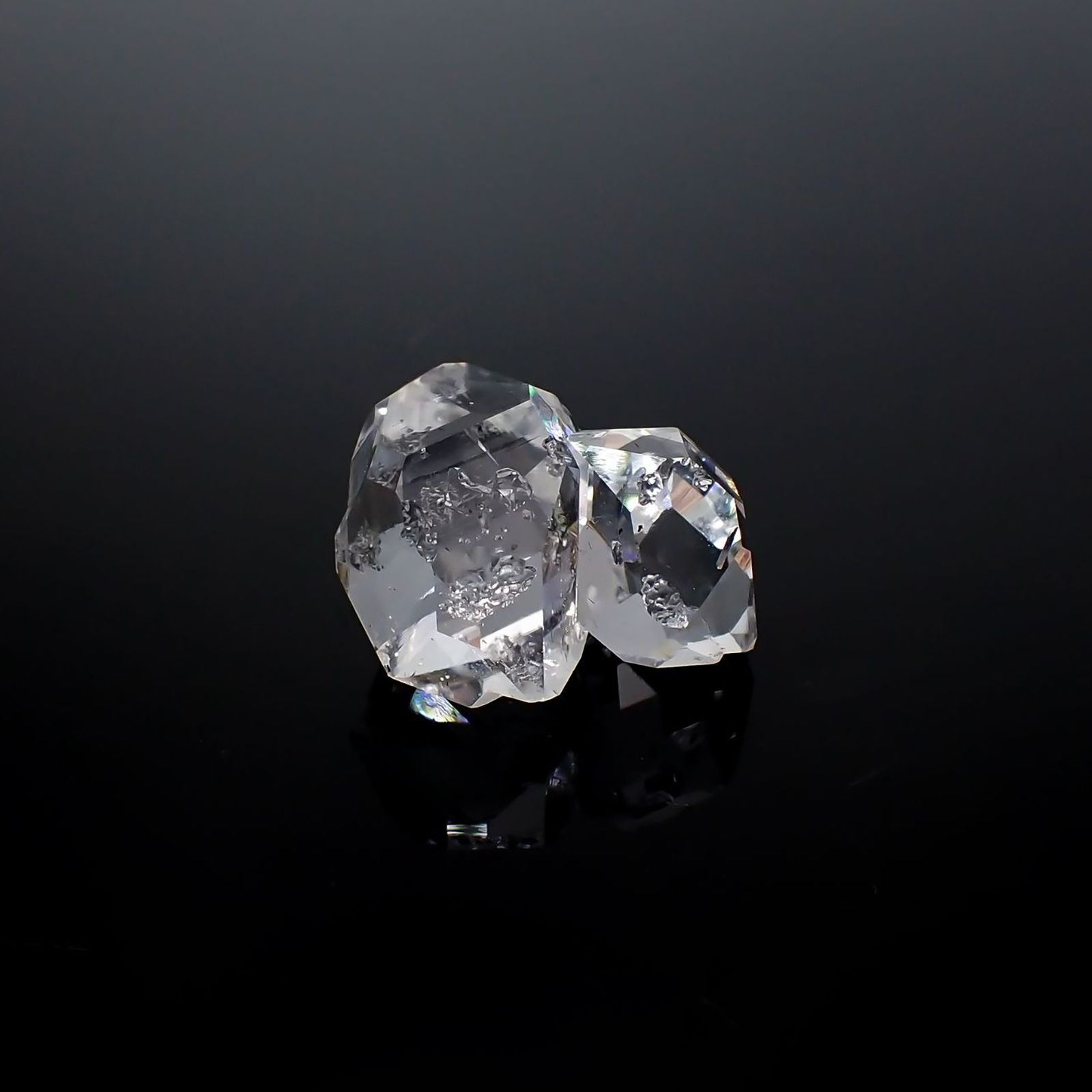 ハーキマーダイヤモンド 原石 アメリカ・ニューヨーク州産 20.37ct / 18.8x16.1mm前後 [251125122]