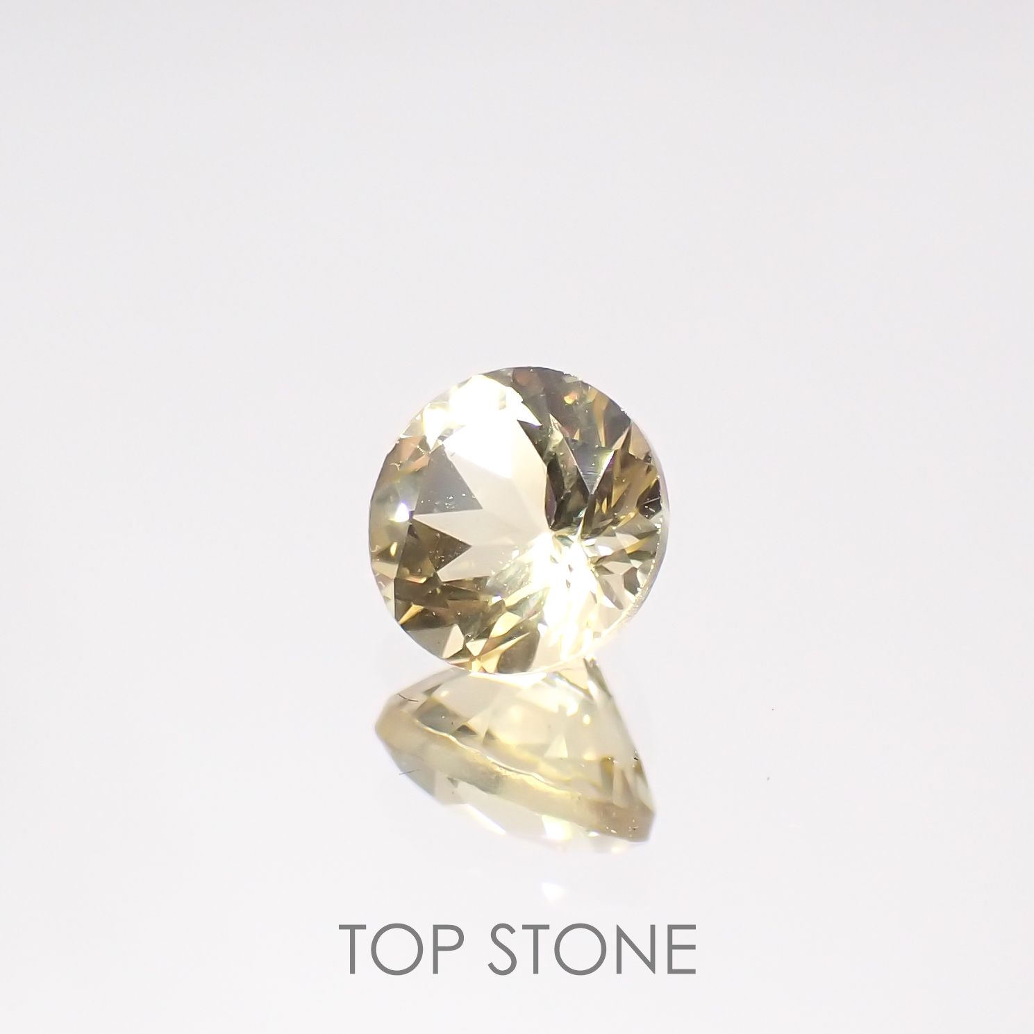 イエローベリル(宝石名イエロー・ベリル)ブラジル産 0.88ct 識別済[220515857]6x6mm前後
