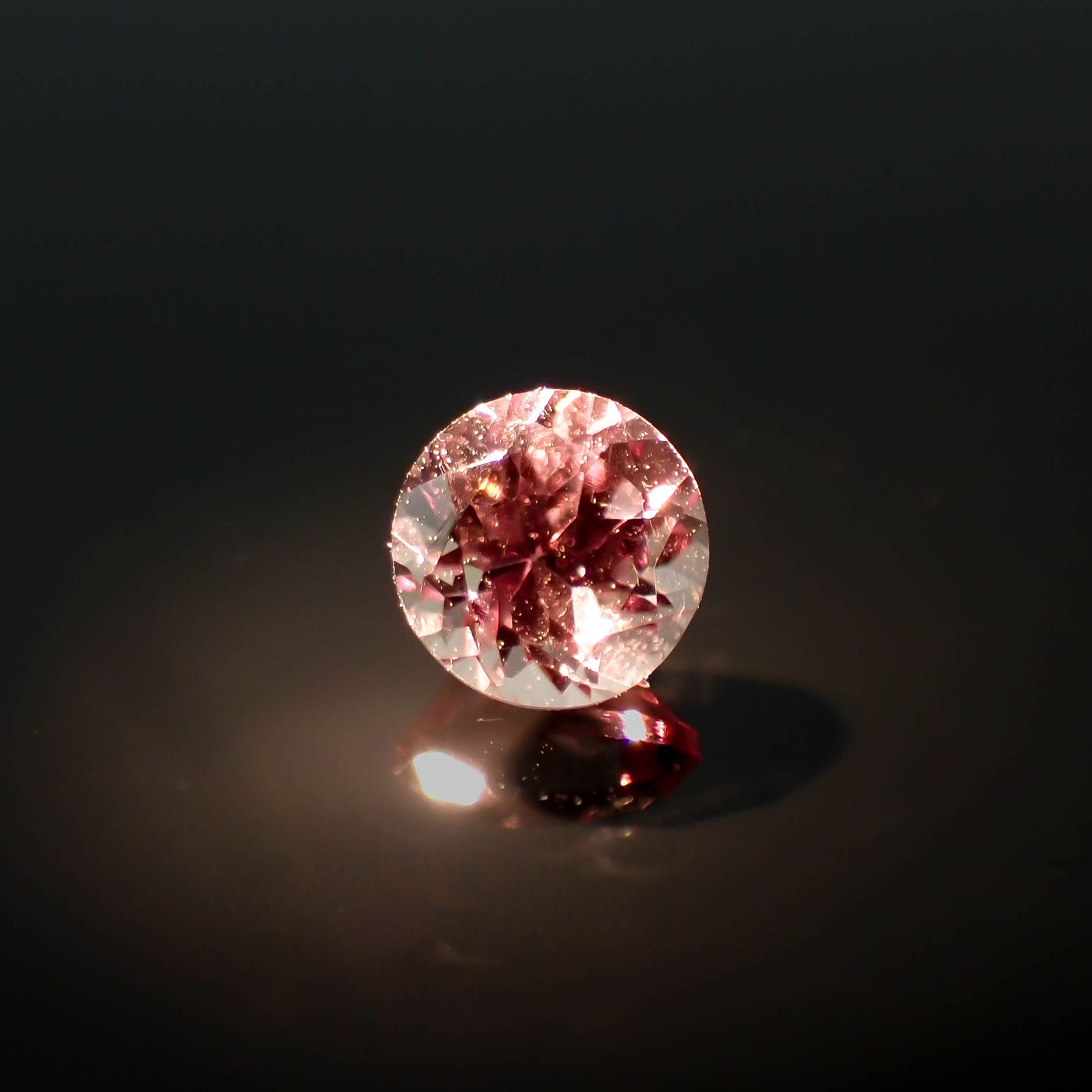 ドラゴンガーネット タンザニア産 0.48ct[230421459]4.4x4.4mm前後