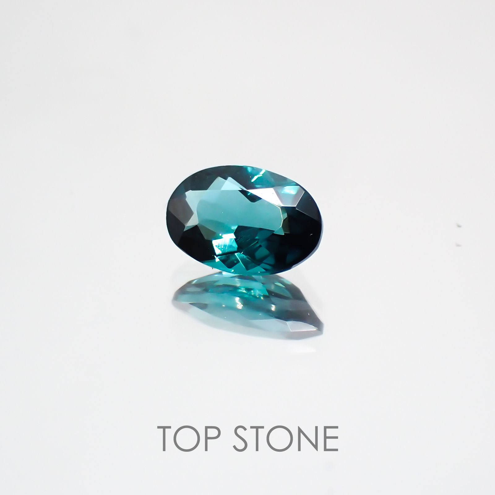 ブルートルマリン ブラジル産 ルース 0.41ct[21049726]6.1×4.1mm前後