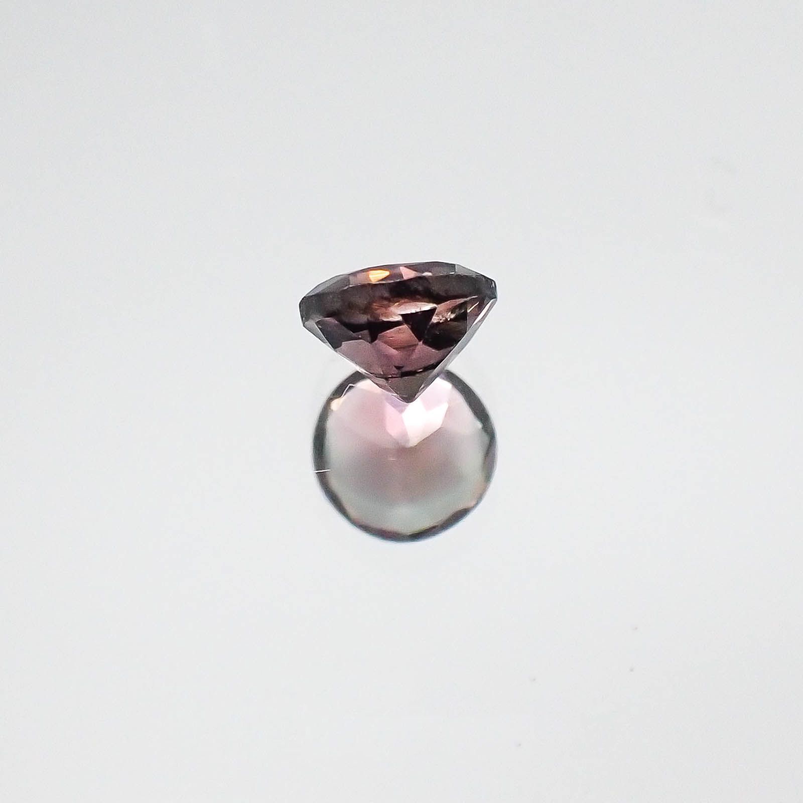 バイカラートルマリン(宝石名バイカラー・トルマリン)ブラジル産 0.36ct 識別済[231023865]4.4x4.4mm前後