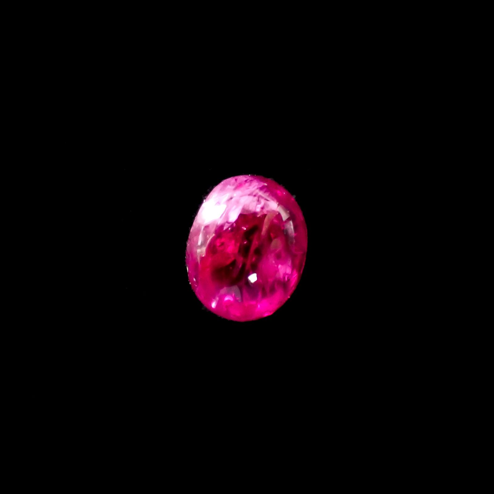 ルビー 非加熱 ビルマ産 0.70ct[240628064]5x4.1mm前後