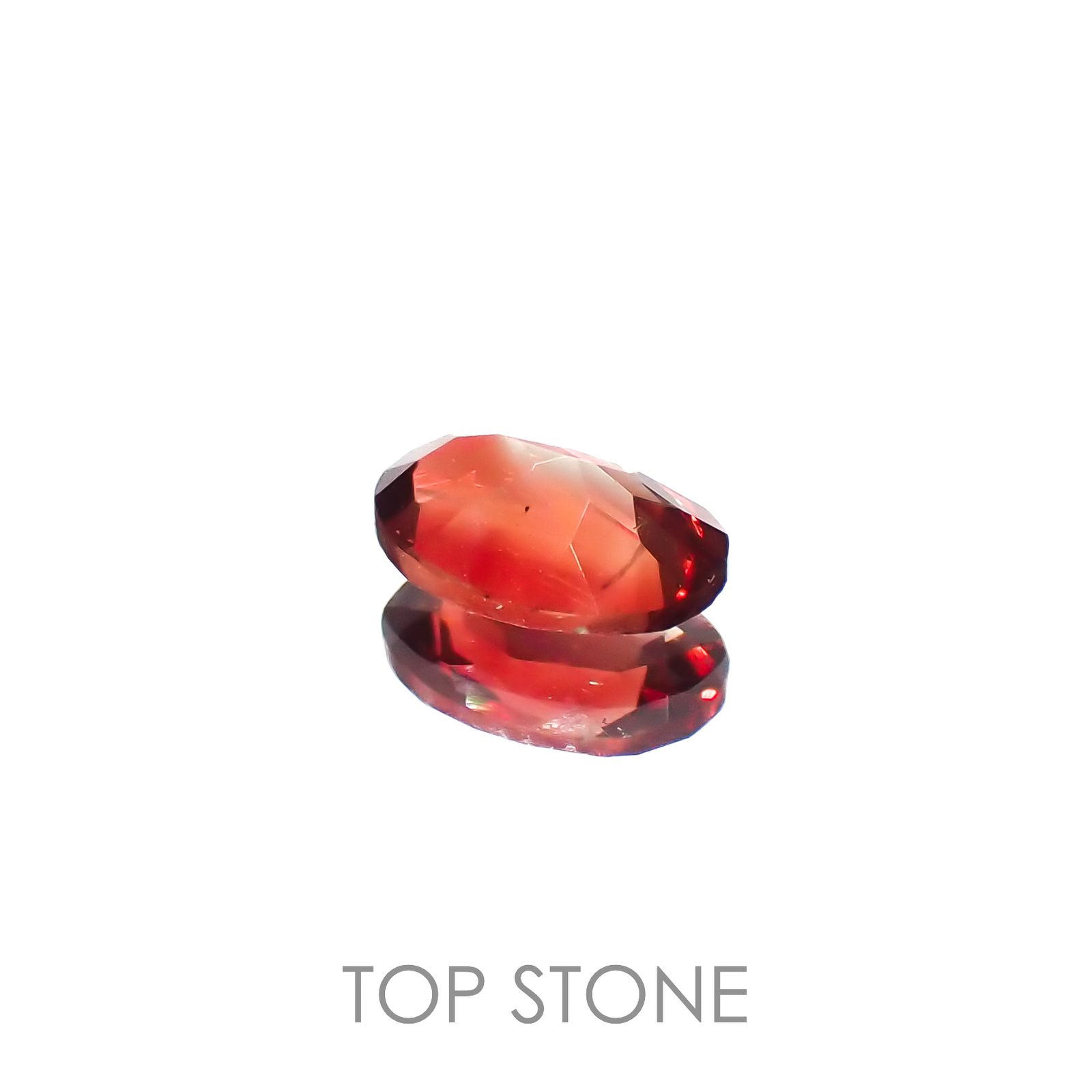 レッドラブラドライト(宝石名ラブラドライト)エチオピア産 0.48ct 識別済[230220387]6.5x4.6mm前後