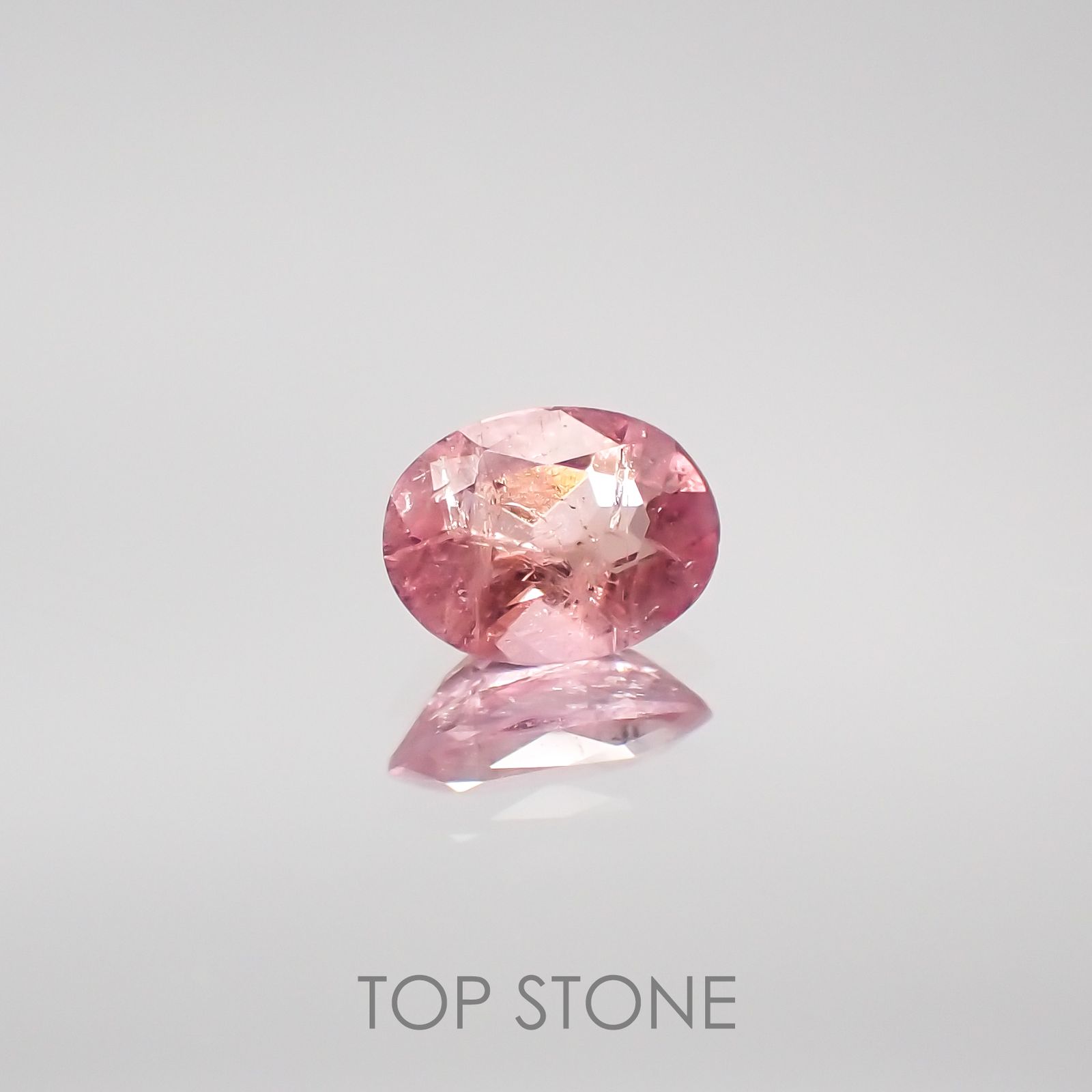 ペツォッタイト(ラズベリル)(宝石名ペツォッタイト) マダガスカル産 0.150ct ソ付(彩珠)[210611206]4.1×3mm前後