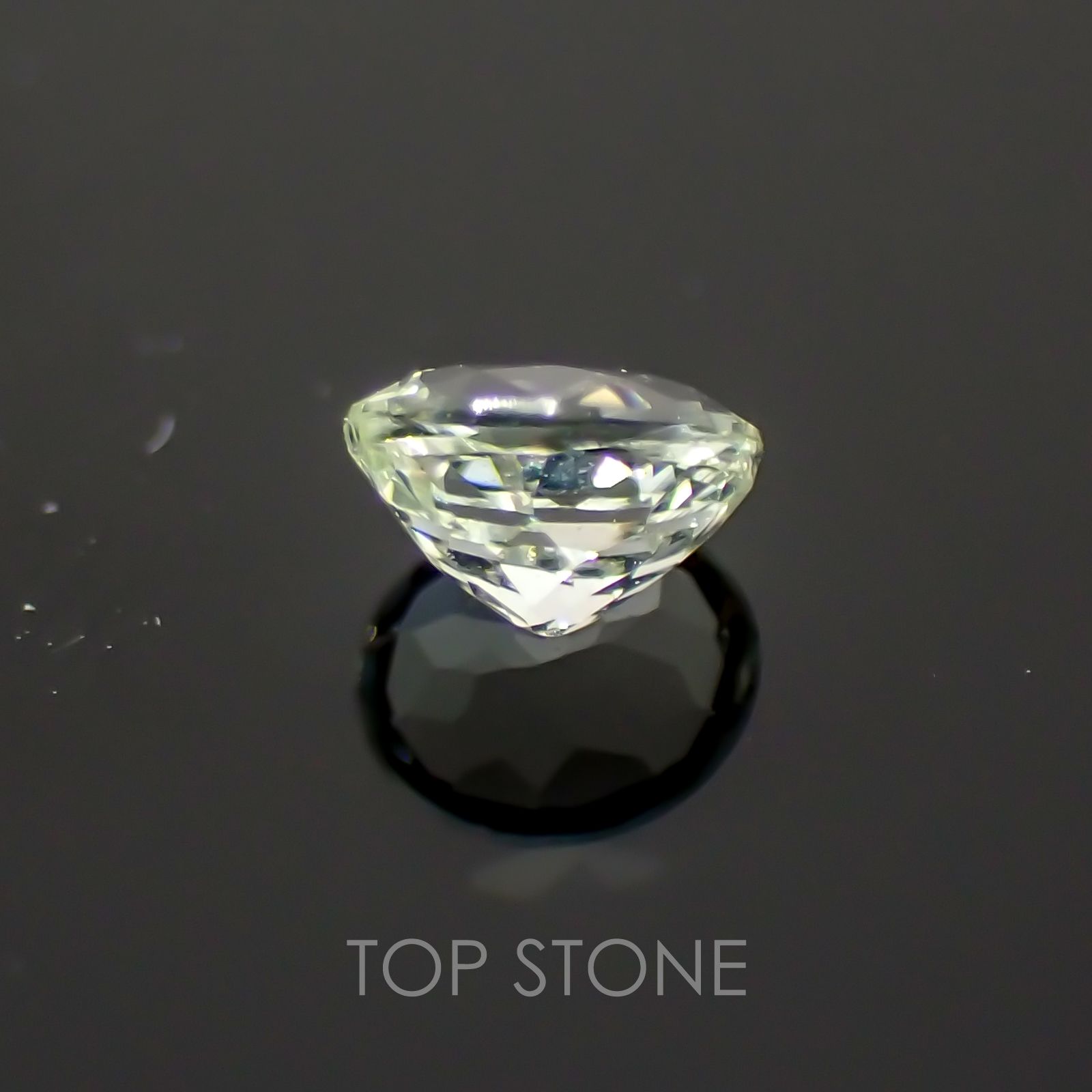 リューコガーネット ビルマ産 ルース 0.21ct[19111485]4×3.2mm前後