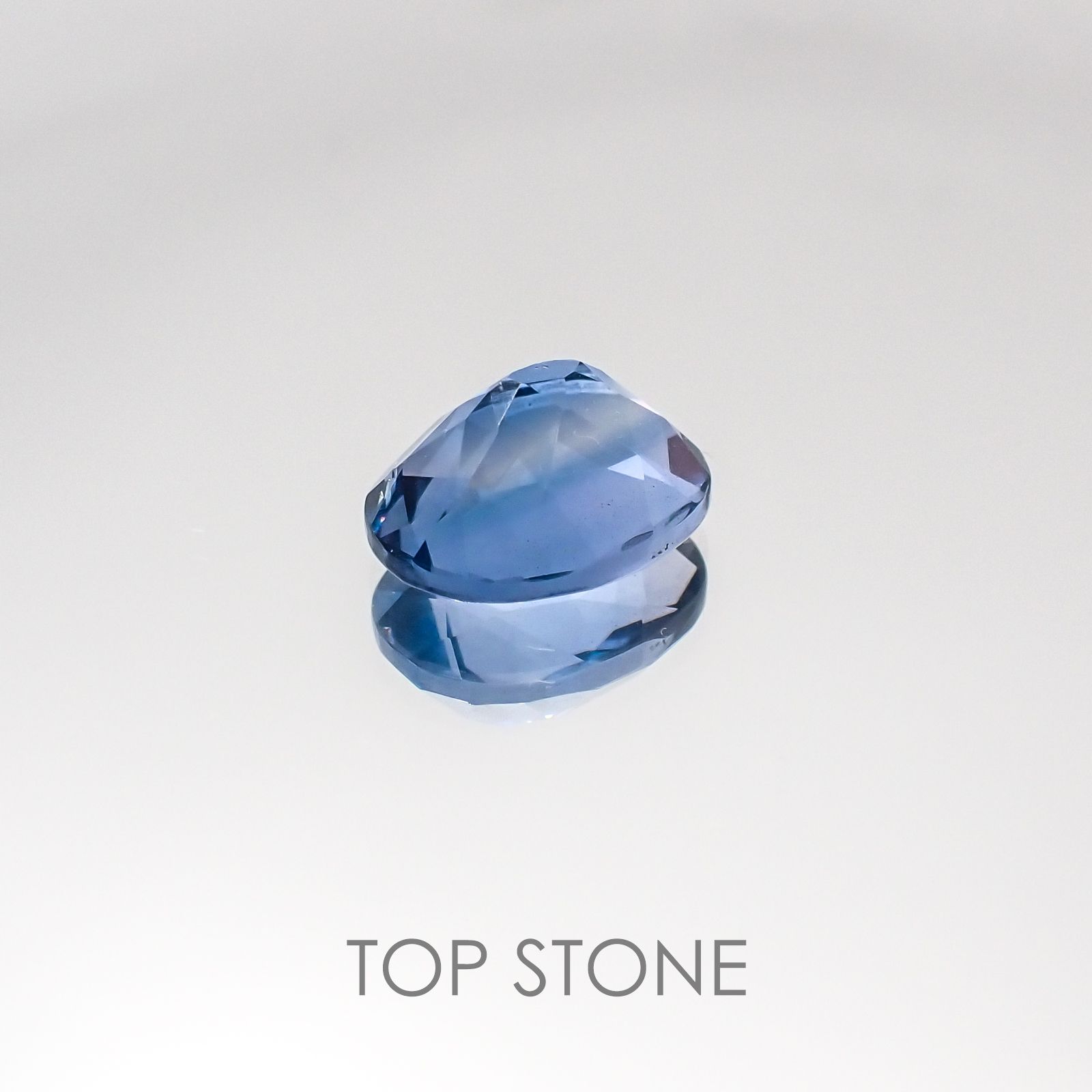 カラーチェンジフローライト ブラジル産 ルース 3.06ct[20095831]10.1×8.1mm前後