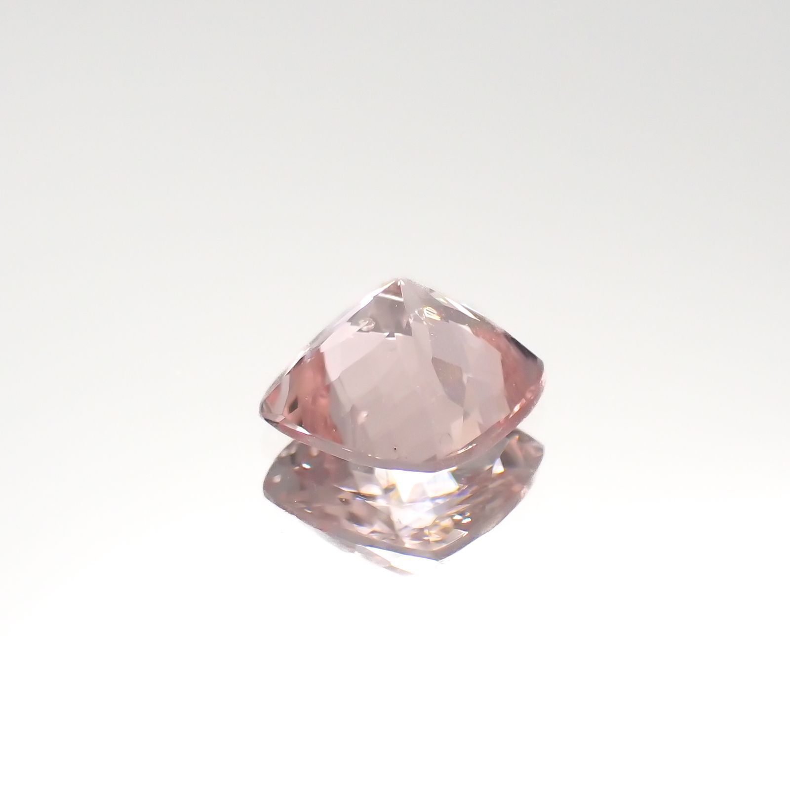 モルガナイト(宝石名モルガナイト)ナイジェリア産 1.25ct 識別済[220717068]7.1x7.1mm前後