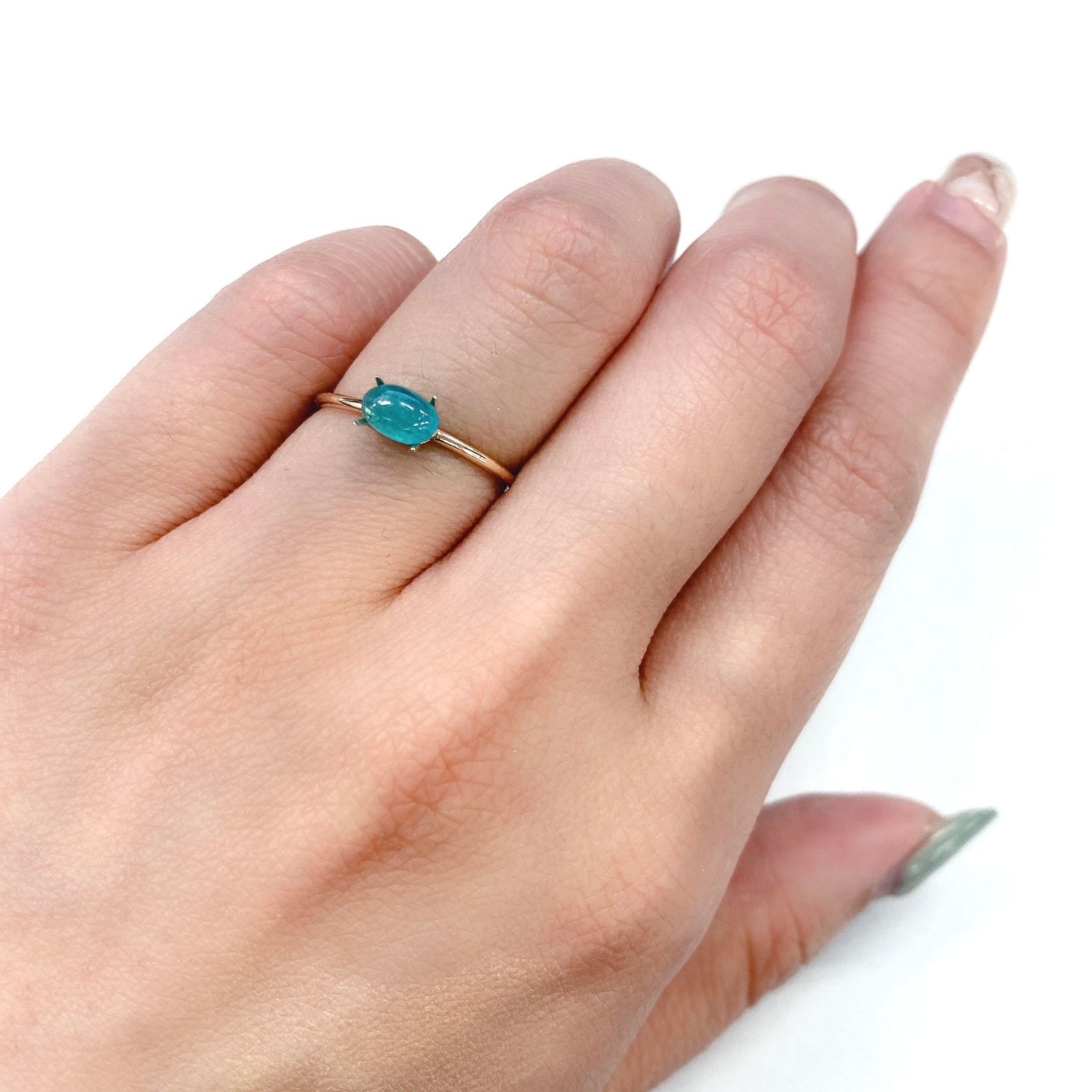 パライバトルマリン ブラジル産 ルース 0.62ct[210510832]6.2×4mm前後