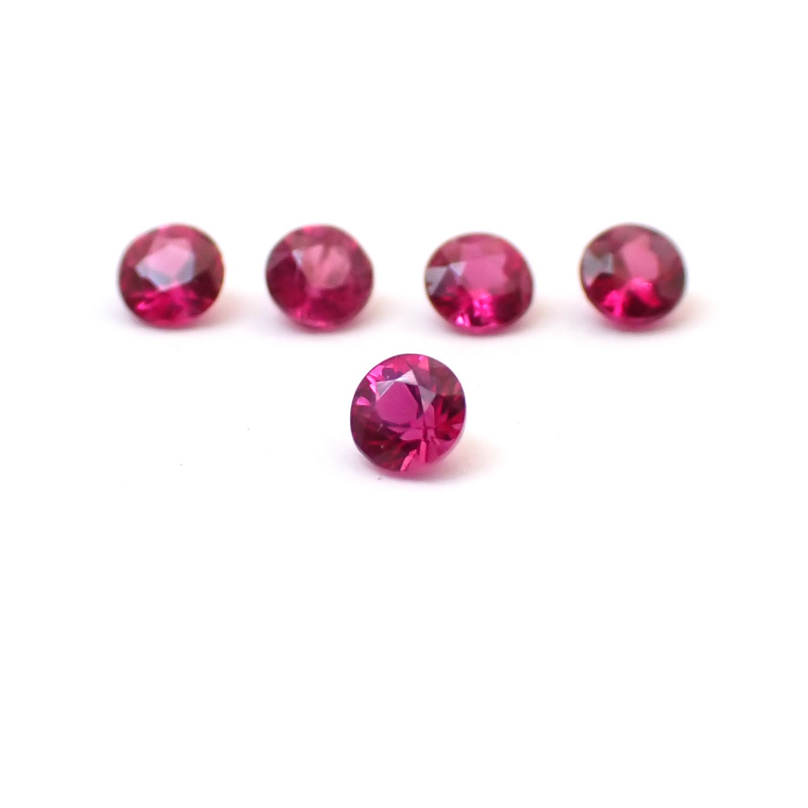 ルビー 5個セット タイ/モザンビーク産 0.28ct(5pcs合計) / 2.2x2.2mm前後 [260532286]