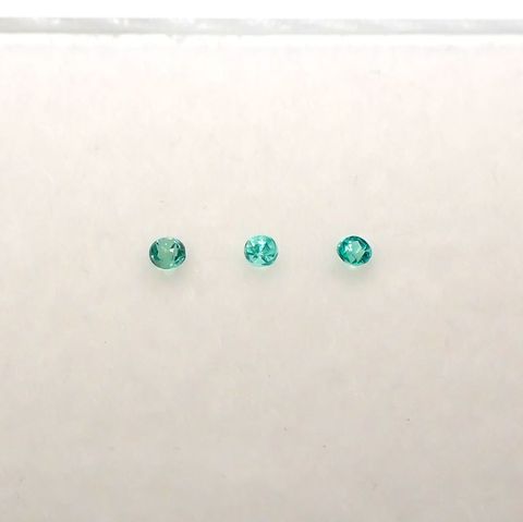 パライバトルマリン カラーグラデーション3pcsセット ブラジル産 0.042ct(3pcs合計)[230220495]1.3-1.5x1.3-1.5mm前後