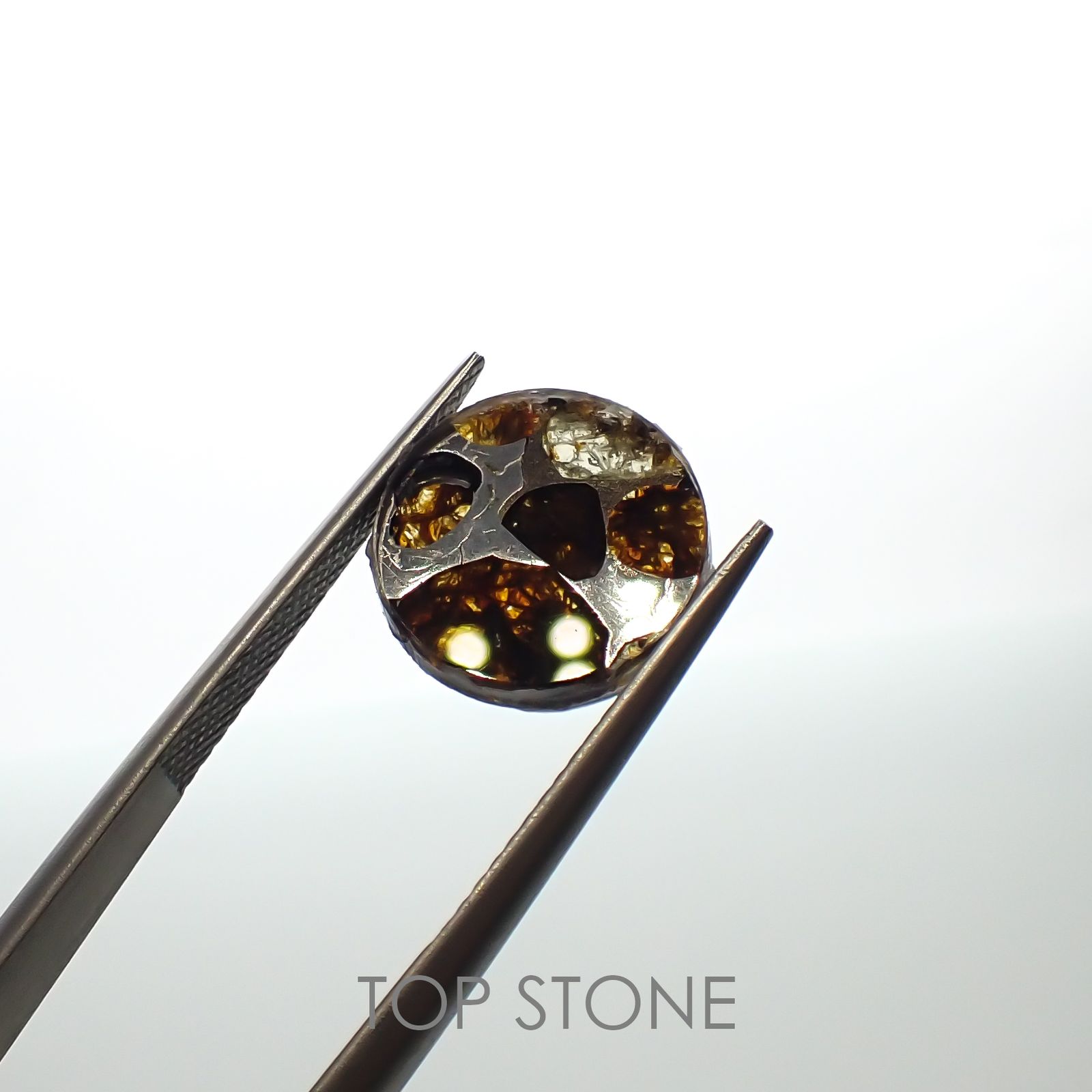パラサイト隕石Sericho トリプレット 発見地：ケニア 4.17ct[220114156]12.3x12.3mm前後