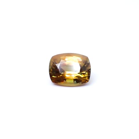 ゴールデンスフェーン マダガスカル産 1.28ct / 7.1x5.7mm前後 [260632353]