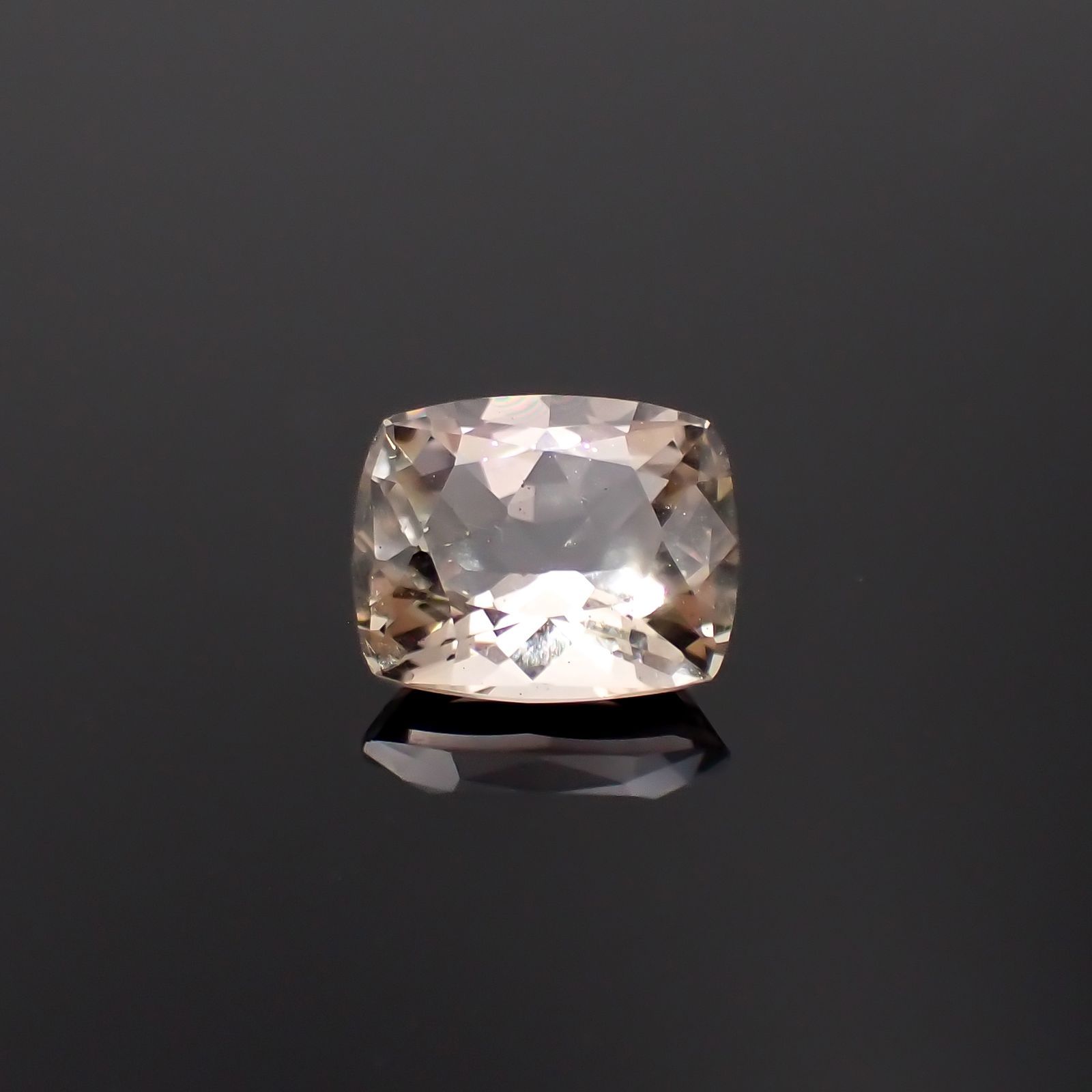 ティンカーベルクォーツ ブラジル産 2.25ct [230923476]9.4x7.6mm前後