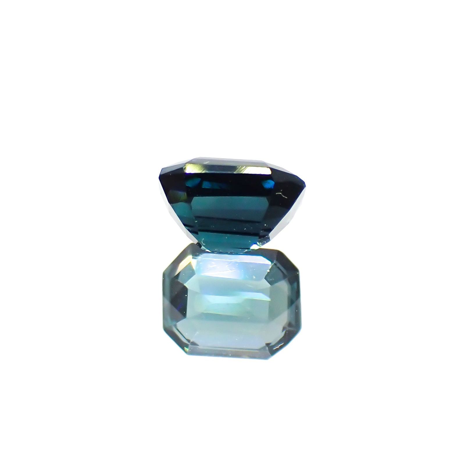 ブルートルマリン(宝石名トルマリン)アフガニスタン産 0.52ct 識別済[220115317]5.1x4mm前後
