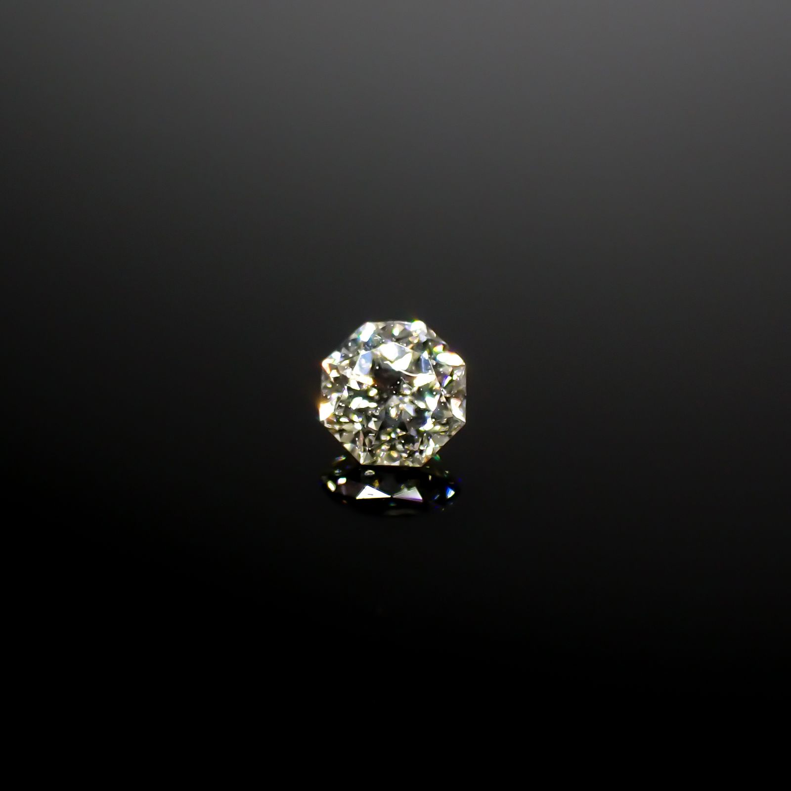 ◇オクタゴンカット◇ダイヤモンド 0.12ct[240427039]3x2.9mm前後