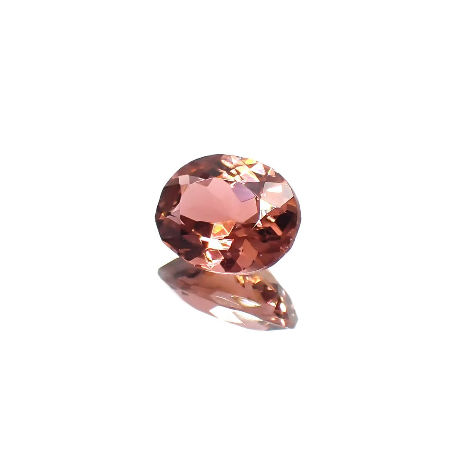 オレンジトルマリン(宝石名トルマリン)コンゴ民主共和国産 識別済 1.56ct / 8.5x6.6mm前後 [260120851]