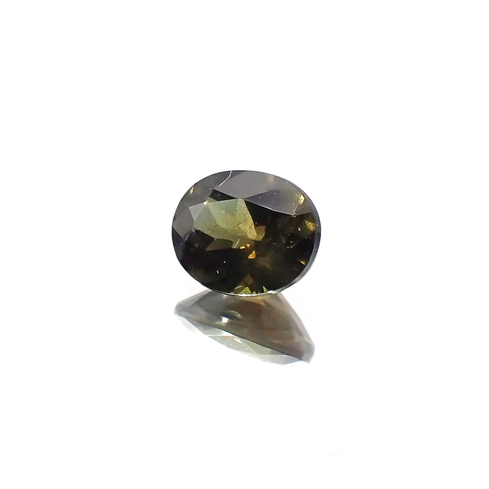 ゴールドシーンサファイア(宝石名シーン・サファイア)ケニア産 識別済 0.56ct / 5.3x4.4mm前後 [220717173]