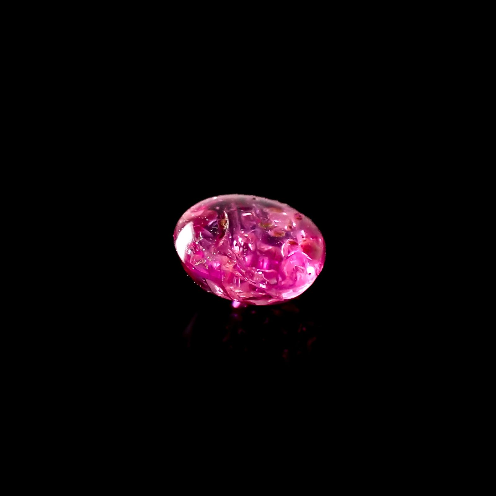 ルビー 非加熱(宝石名ルビー)ビルマ産 0.53ct 識別済[240628063]4.6x4.2mm前後
