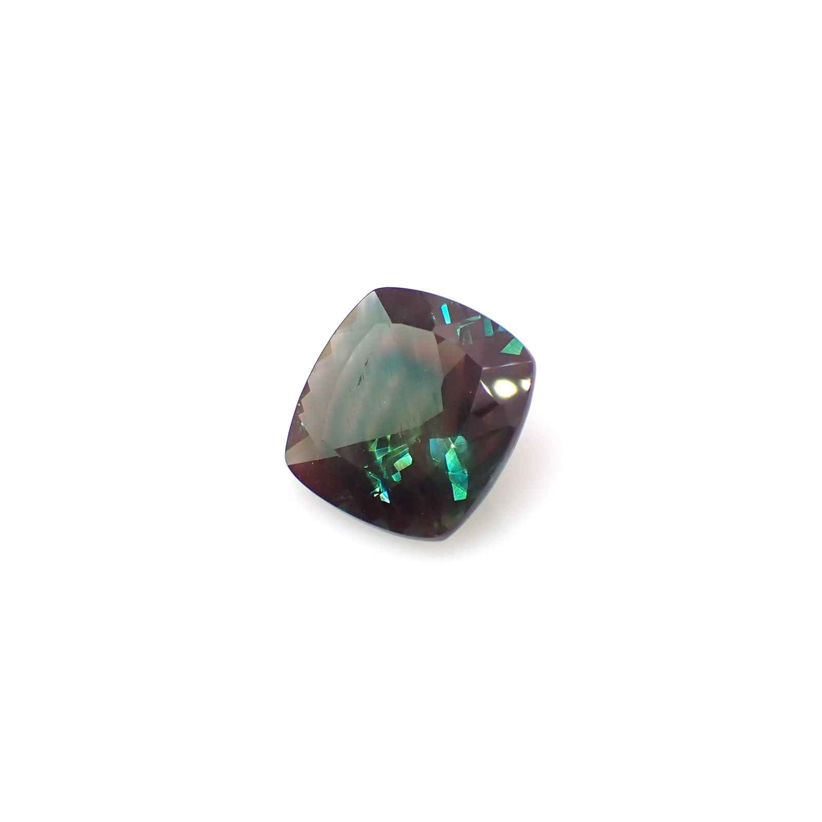 カラーチェンジアンデシン(宝石名アンデシン/ラブラドライト(カラーチェンジ・タイプ))モンゴル産 6.843ct ソ付(彩珠)[240928695]13x13mm前後