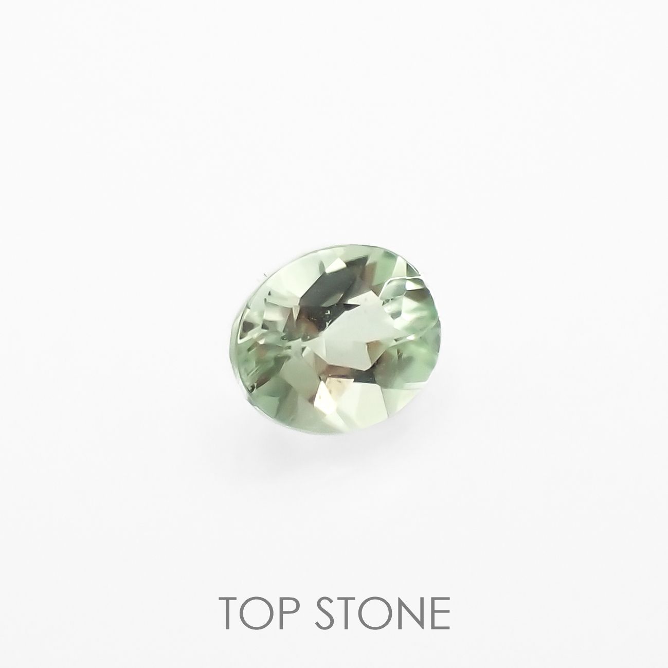 モンテブラサイト(宝石名モンテブラサイト)マダガスカル産 0.36ct 識別済[230120300]5.1x4mm前後