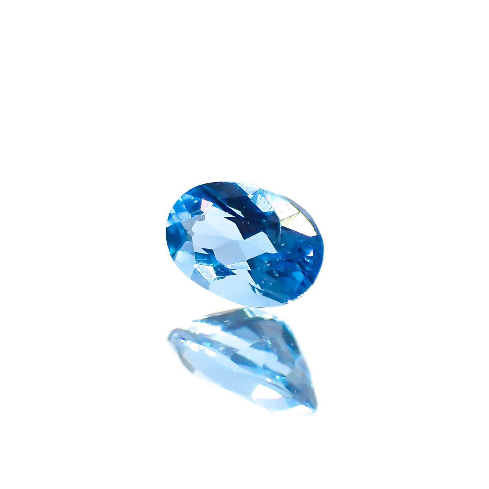 アウイナイト フルオレッセンス(宝石名アウイナイト)ドイツ産 0.12ct 識別済[250115286]4.1x2.7mm前後