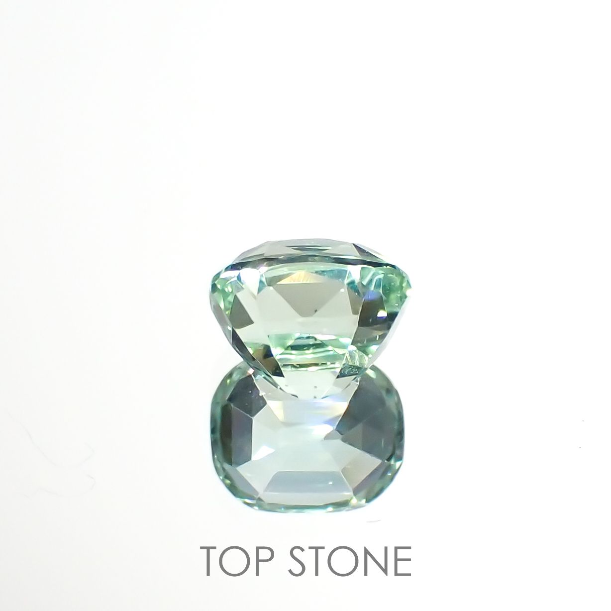 ブルーグリーントルマリン(宝石名トルマリン)アフガニスタン産 0.98ct 識別済[221018341]6.1x5mm前後