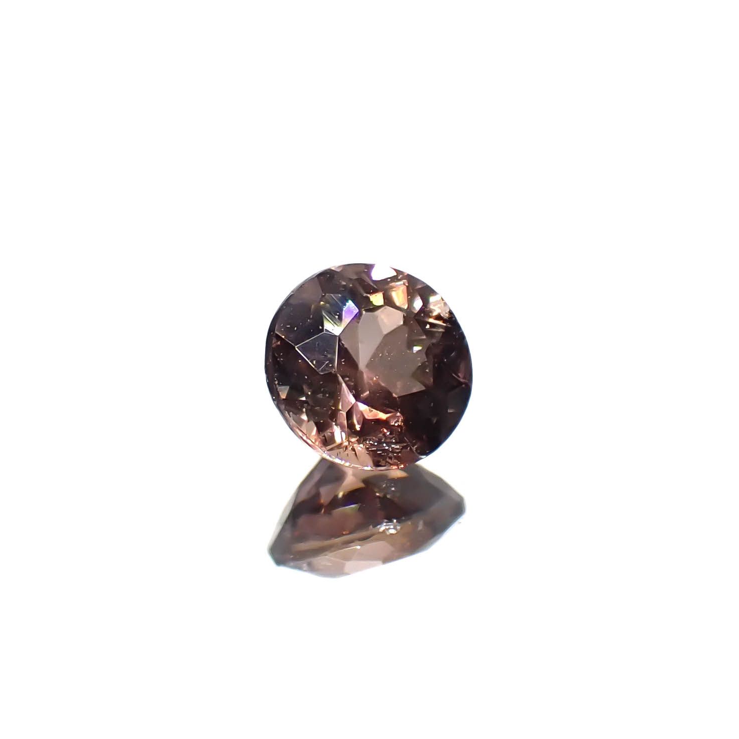 アキシナイト パキスタン産 0.31ct[240628360]4.1x4.1mm前後