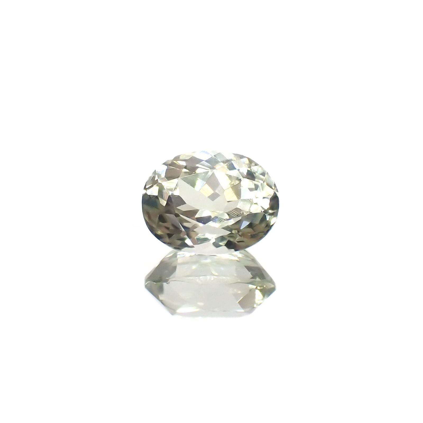 シリマナイト(宝石名シリマナイト)インド産 識別済 1.84ct / 8.1x6.2mm前後 [221018462]