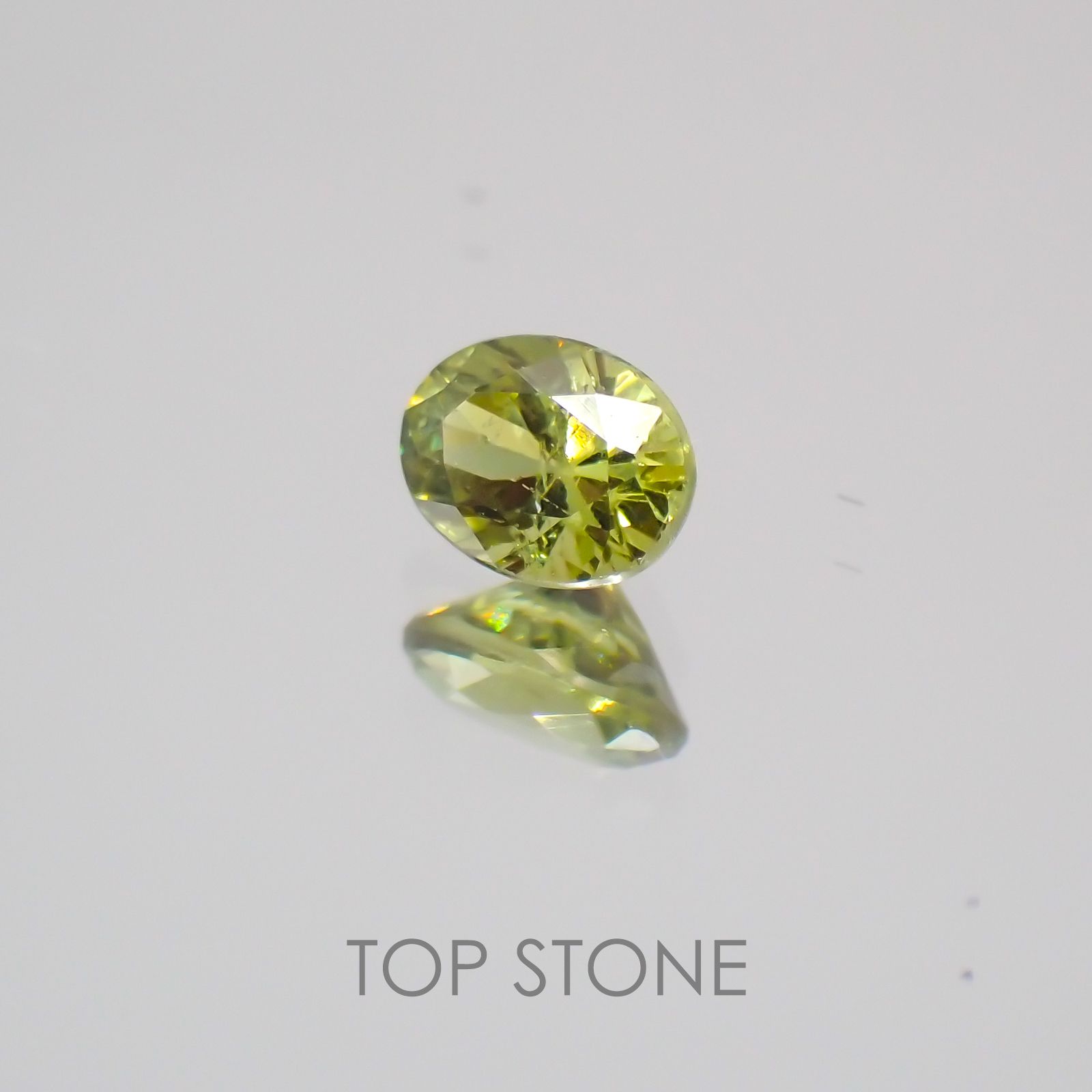 デマントイドガーネット ナミビア産 ルース 0.21ct[21029894]3.9×3mm前後