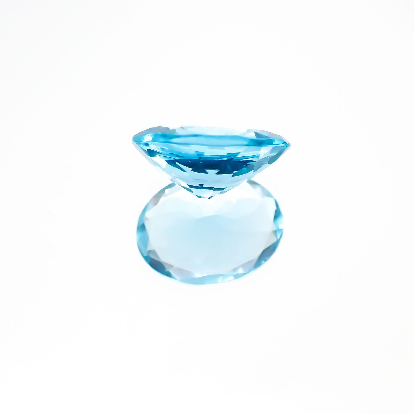 アパタイト(宝石名アパタイト)ブラジル産 1.61ct 識別済[230823189]9x6.8mm前後