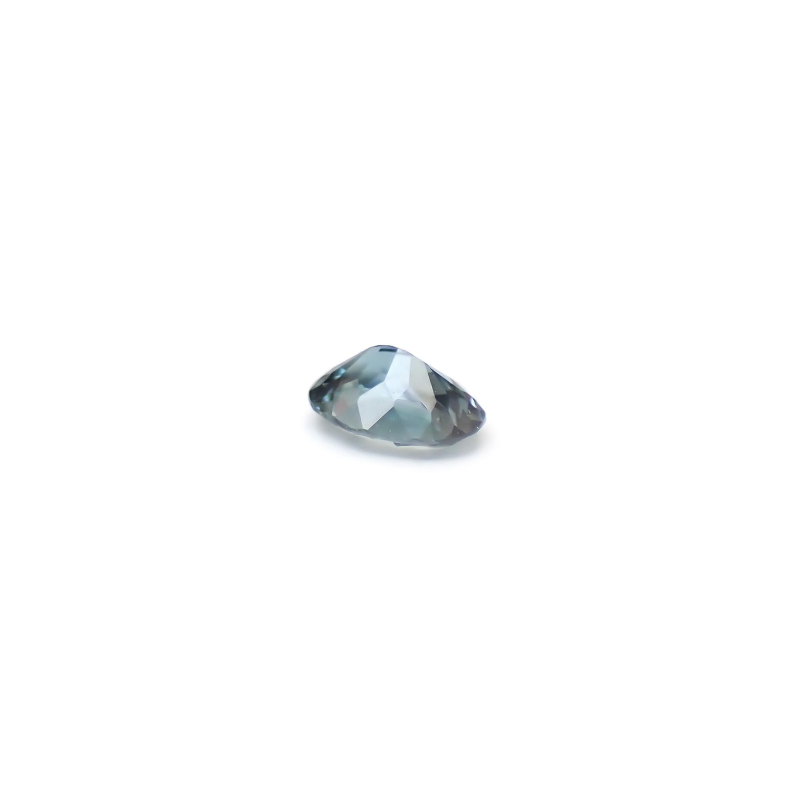 サファリン スリランカ産 0.11ct / 3.5x2.6mm前後 [260432051]