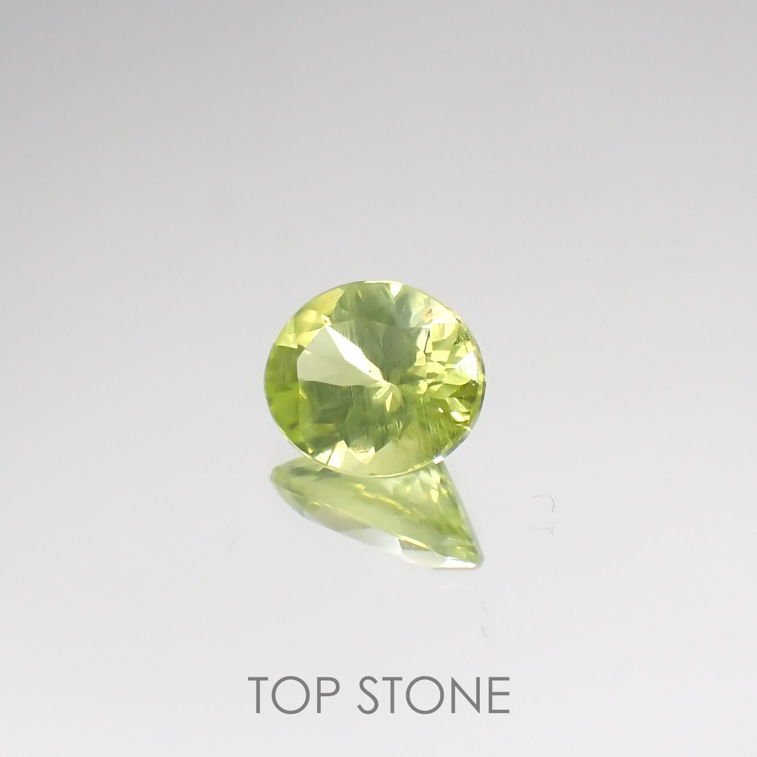 パロットクリソベリル(宝石名クリソベリル) インド産 0.98ct 識別済[210711514]6.8×5.6mm前後