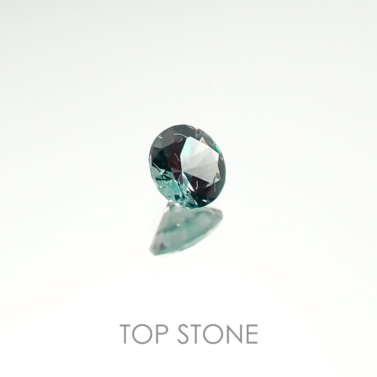 カラーチェンジガーネット(アレキタイプ) マダガスカル・ベキリー産 ルース 0.158ct[20106631]3.3×3.3mm前後