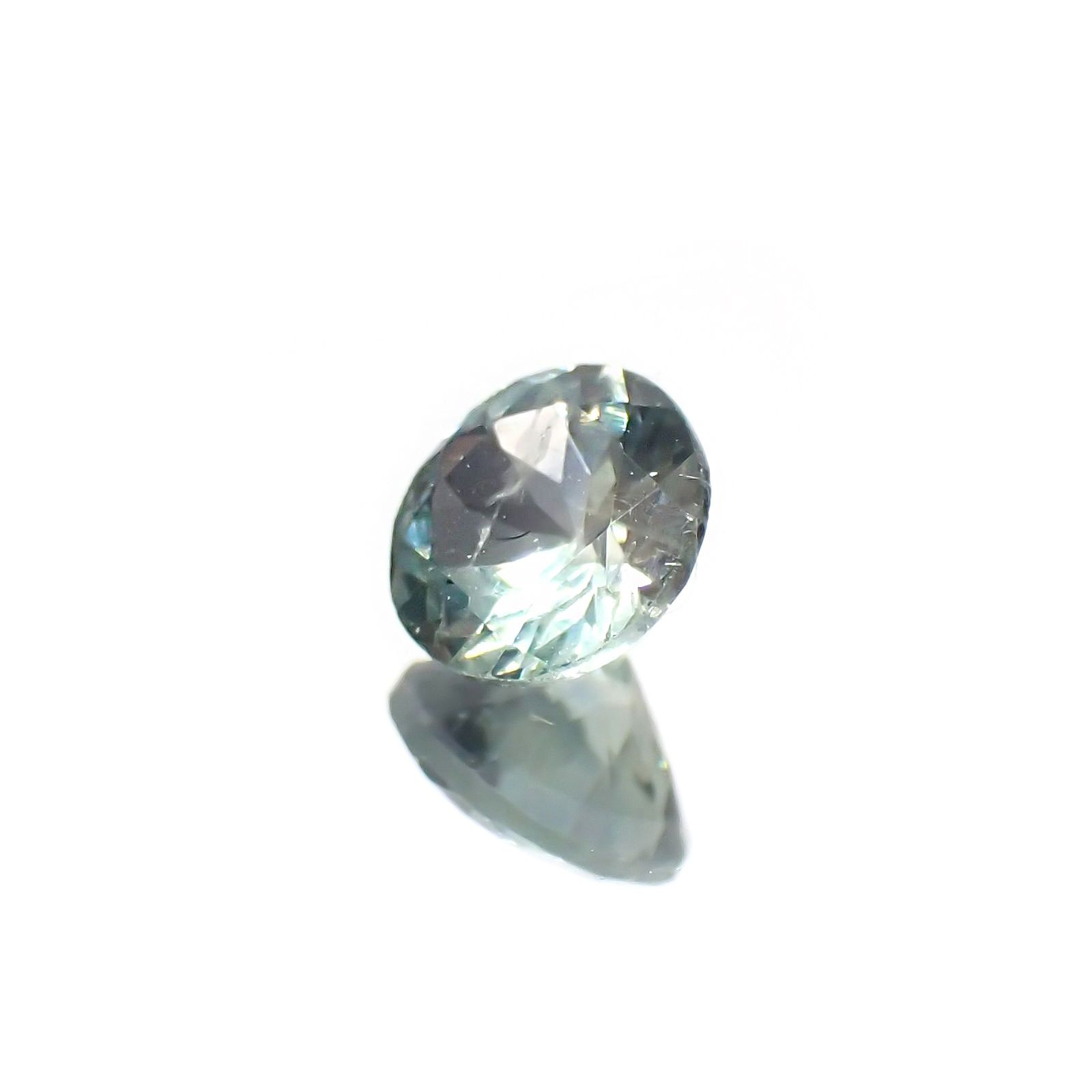 モンタナサファイア(宝石名サファイア)アメリカ・モンタナ州産 識別済 0.39ct / 4.3x4.3mm前後 [260419530]