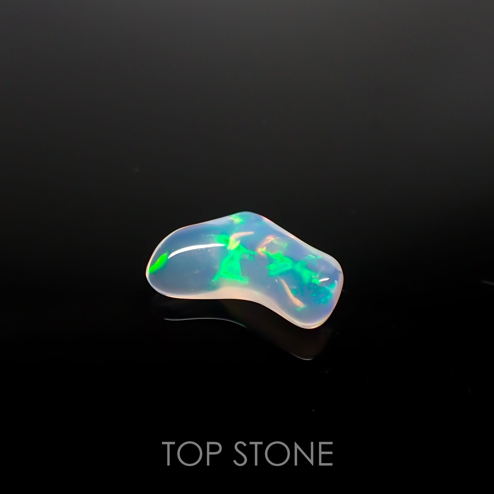 ◇バロック型◇エチオピアオパール(宝石名オパール) エチオピア産 1.53ct 識別済[210611398]12.7×7.5mm前後