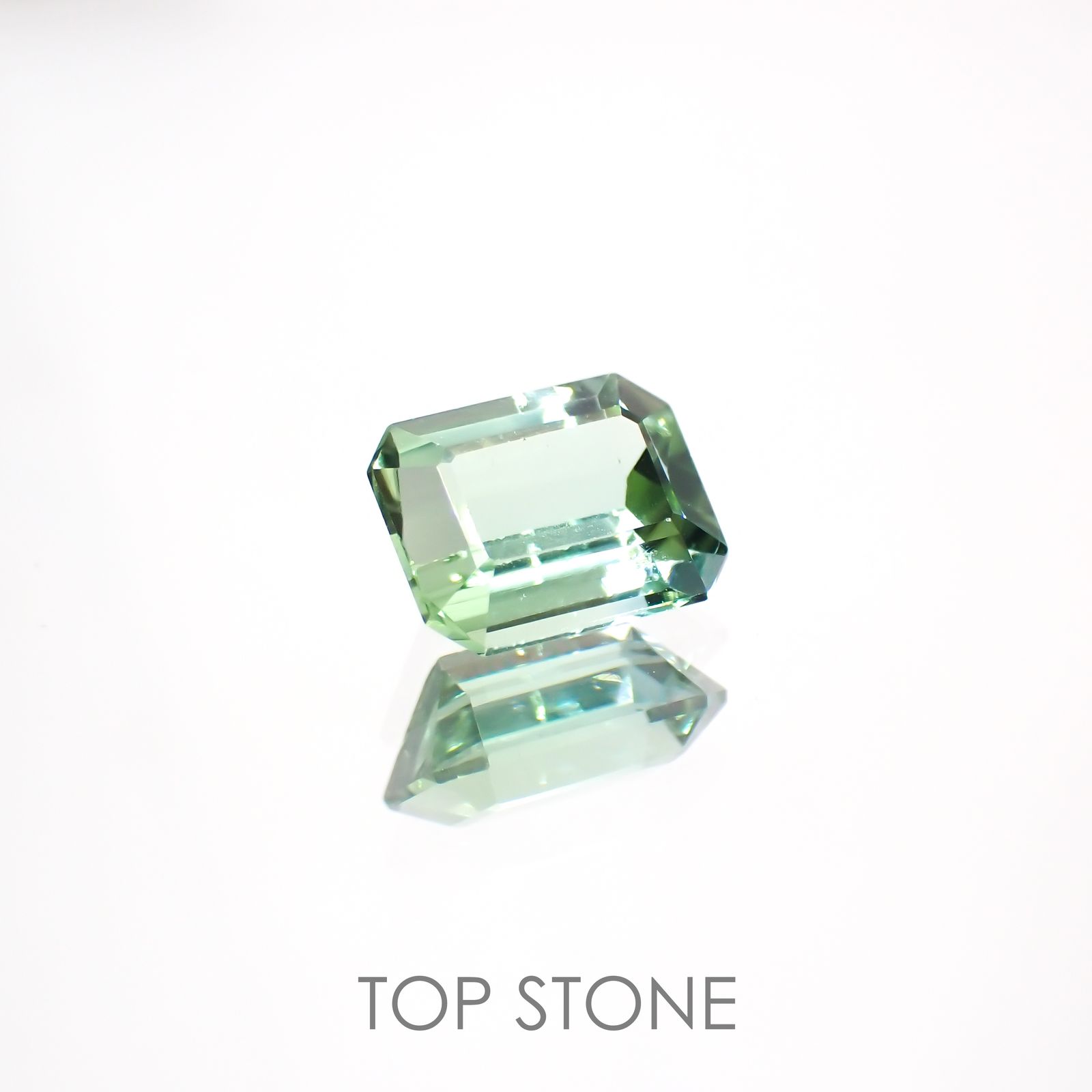グリーントルマリン アフガニスタン産 0.86ct [220114109]6.4x5mm前後