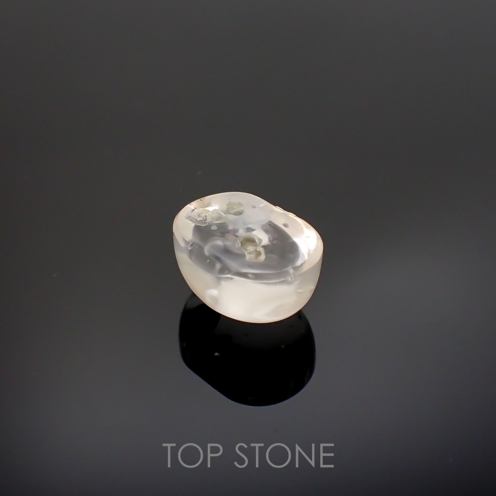 フローライトインクォーツ マダガスカル産 11.63ct[220415661]14.4x11.8mm前後
