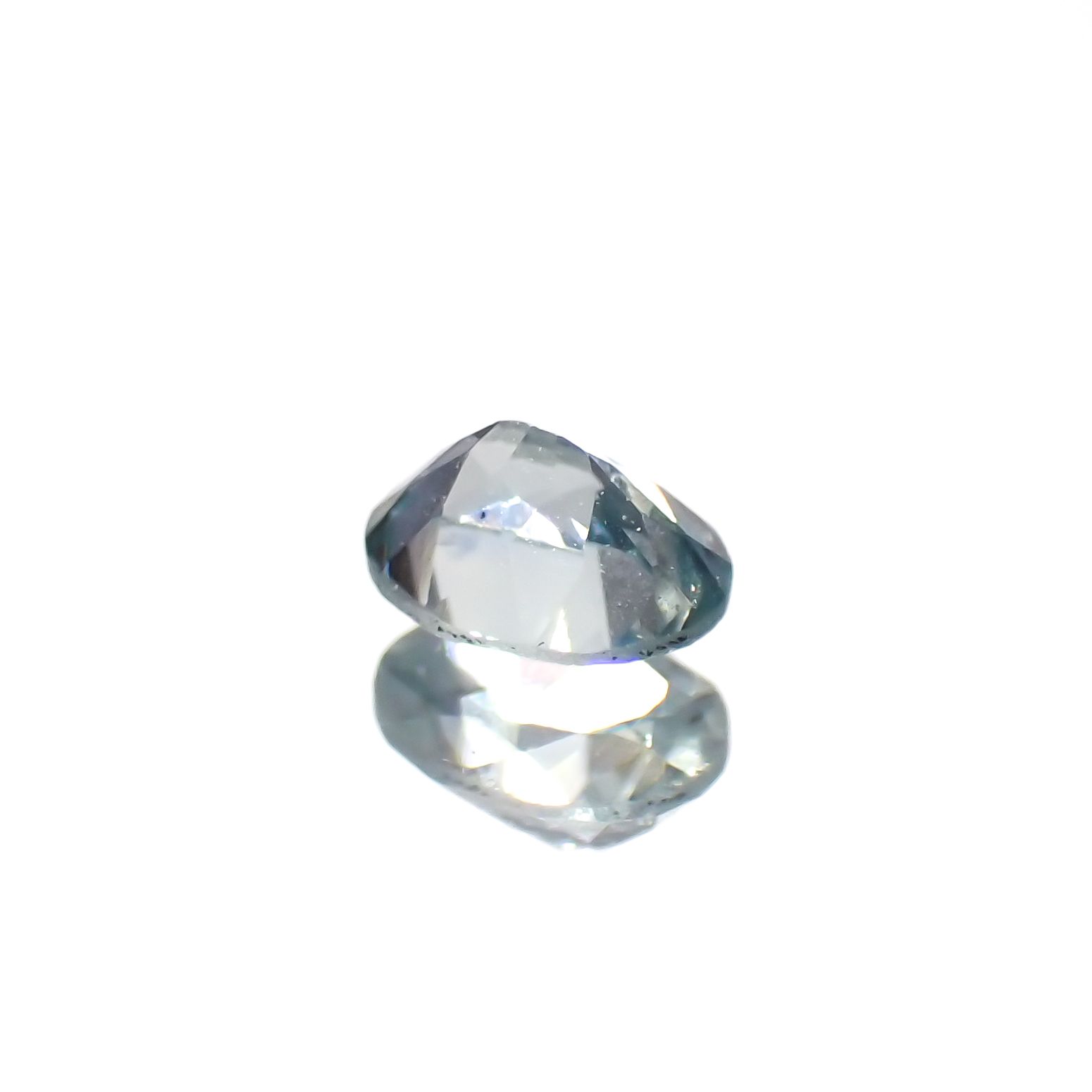 モンタナサファイア(宝石名サファイア)アメリカ・モンタナ州産 0.24ct 識別済[230321275]4.1x3.1mm前後