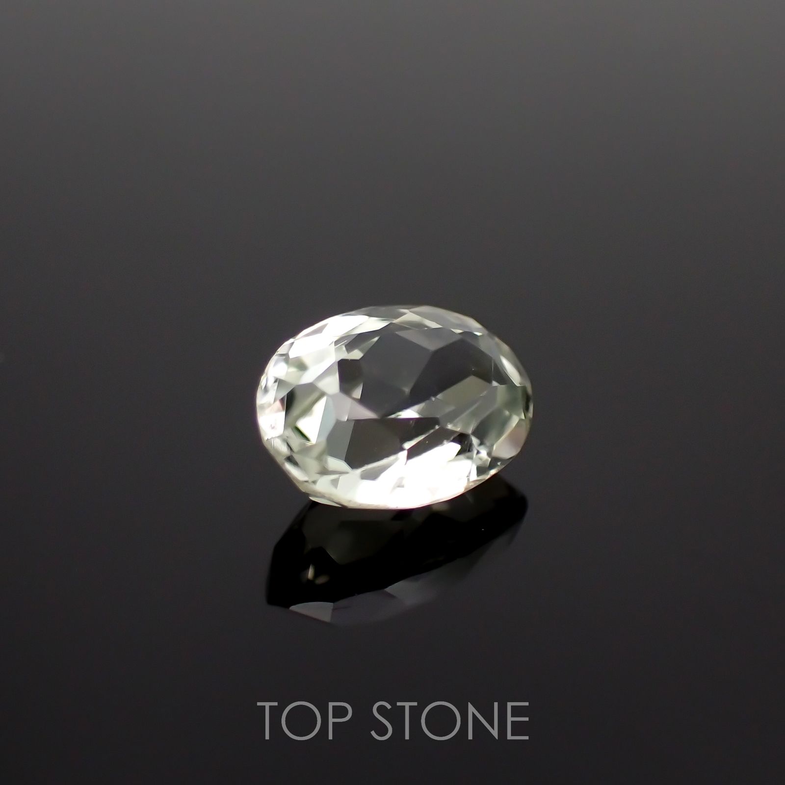 シリマナイト(宝石名シリマナイト)インド産 1.39ct 識別済[221018461]8.1x6mm前後