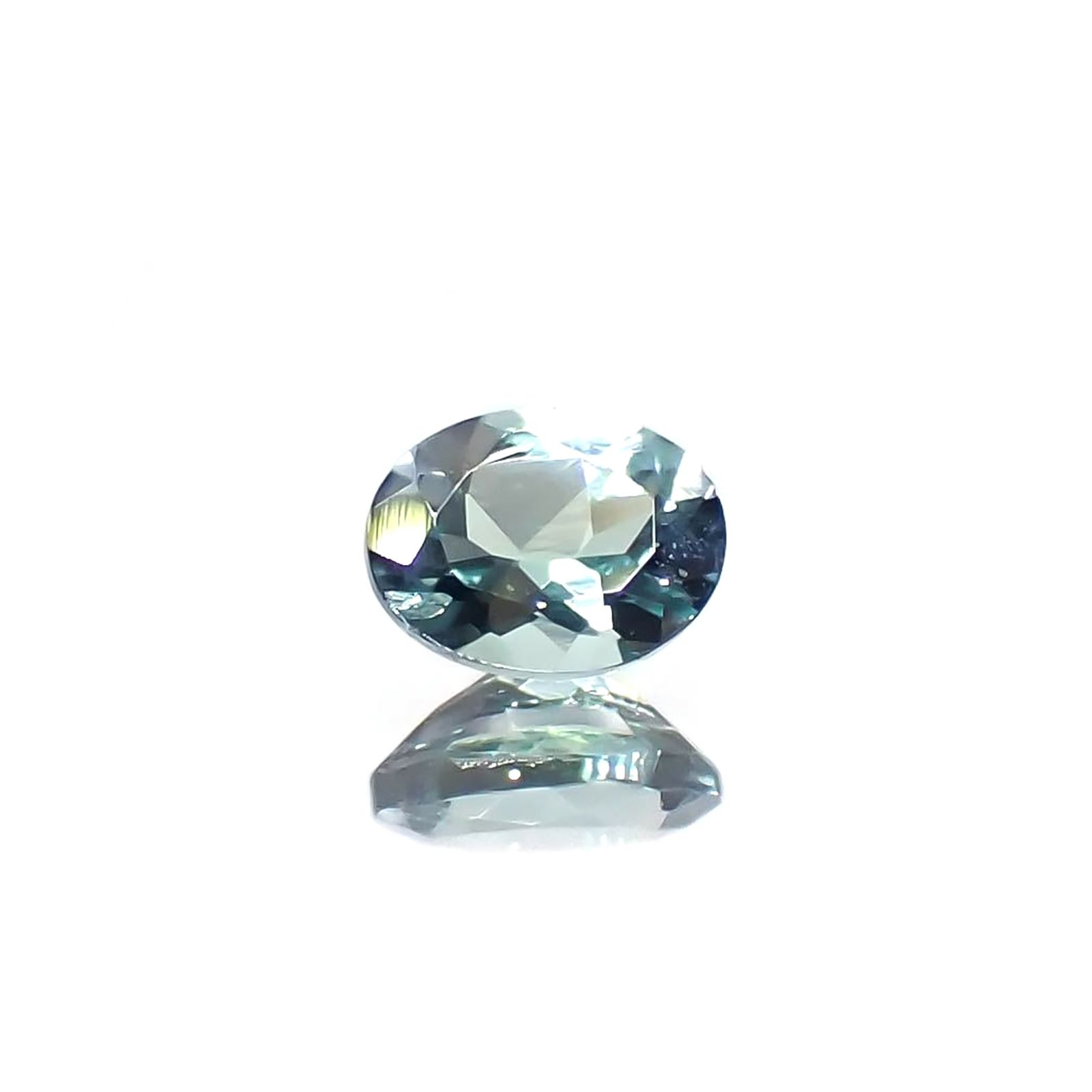 ブルーグリーンコーネルピン タンザニア産 0.18ct / 4x3mm前後 [260222848]
