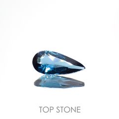 インディゴライト(宝石名ブルー・トルマリン) ブラジル産 0.436ct ソ付(彩珠)[20073910]8.3×3.9mm前後