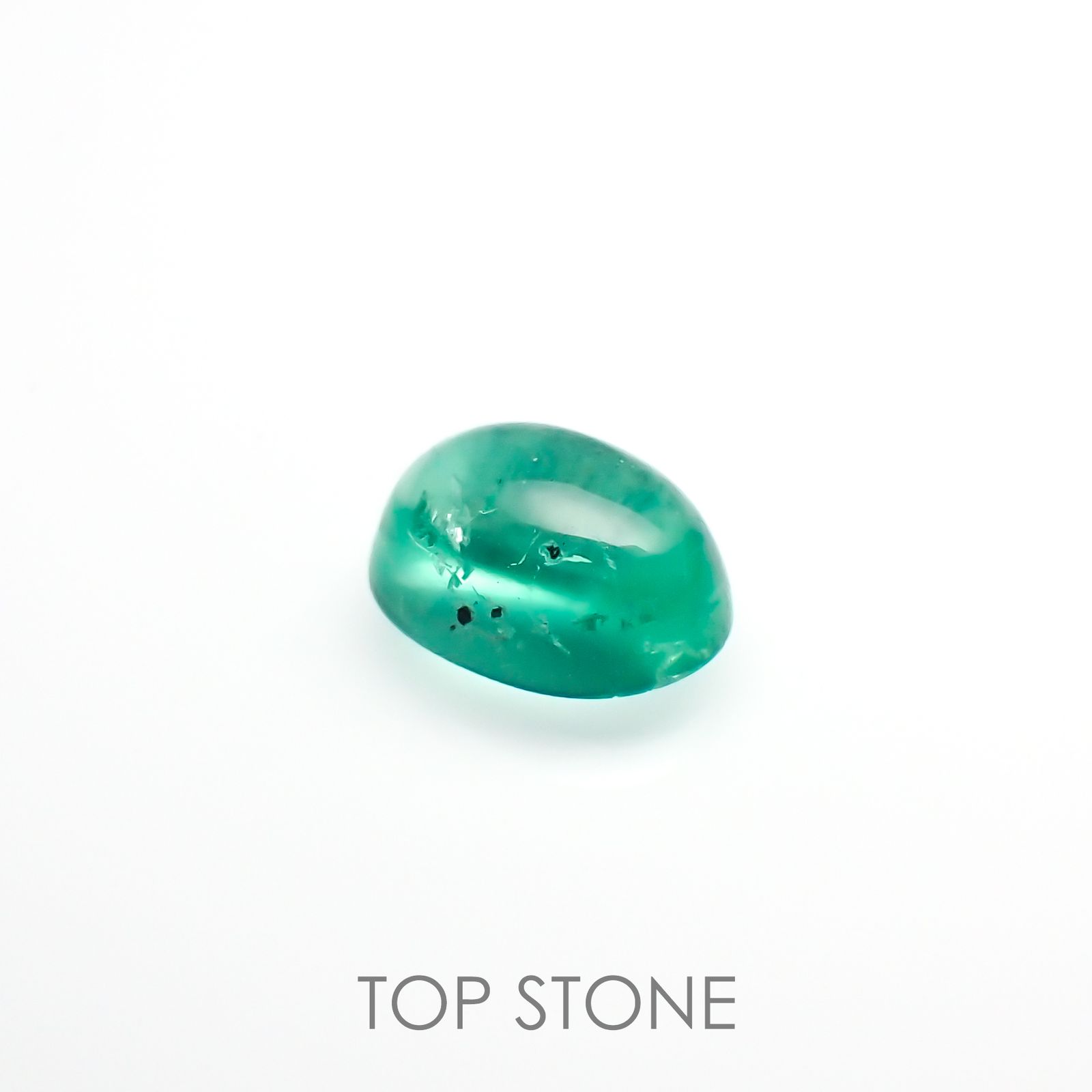 エメラルドキャッツアイ(宝石名エメラルド)コロンビア産 0.64ct 識別済[220115180]6.3x4.4mm前後