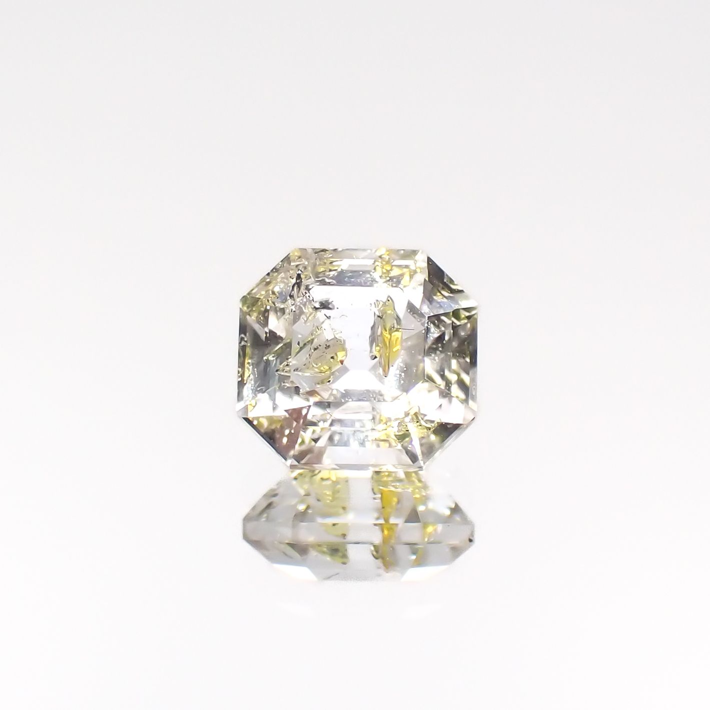 ◇オクタゴンカット◇オイルインクォーツ パキスタン産 0.51ct[230522092]5.1x4.7mm前後