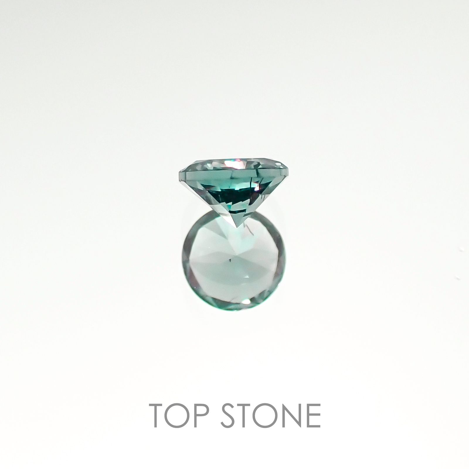 カラーチェンジガーネット(アレキタイプ) マダガスカル・ベキリー産 ルース 0.172ct[20106626]3.3×3.3mm前後