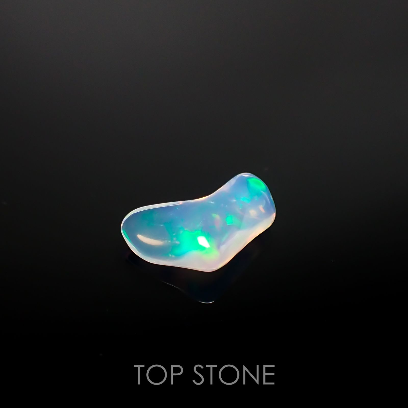 ◇バロック型◇エチオピアオパール(宝石名オパール) エチオピア産 1.53ct 識別済[210611398]12.7×7.5mm前後