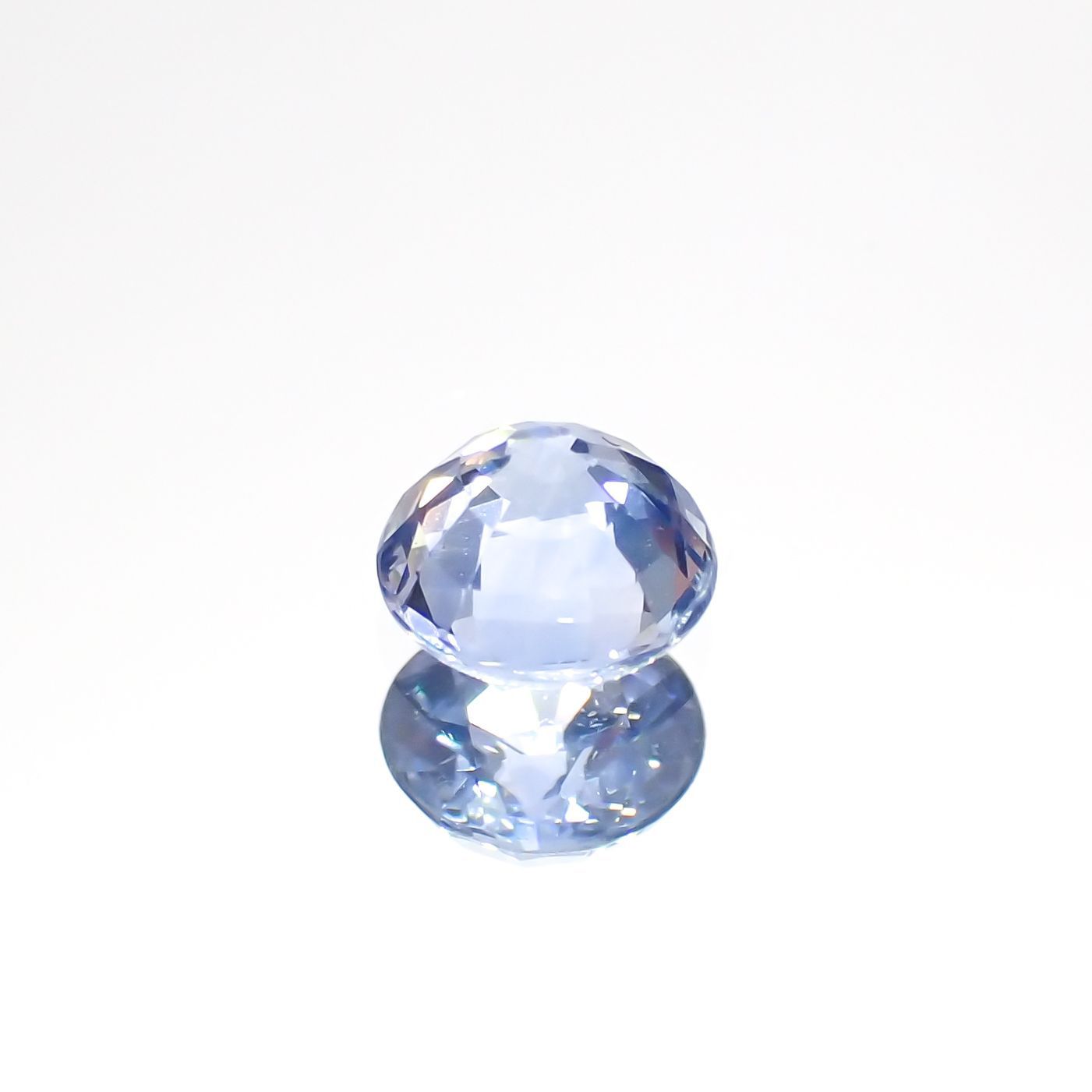 アイスブルーサファイア(宝石名サファイア)スリランカ/マダガスカル産 0.45ct 識別済[220515957]4.5x4.5mm前後