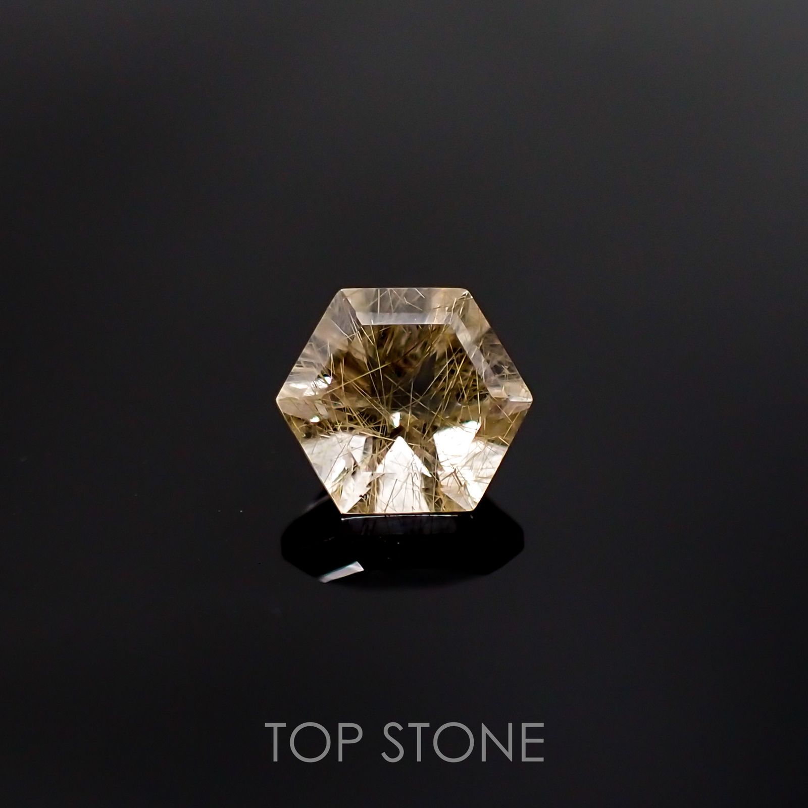 ◇ヘキサゴンカット◇ルチルクォーツSA(宝石名ルチルレイテッド・クォーツ) ブラジル産 0.93ct 識別済[210511014]6×6mm前後
