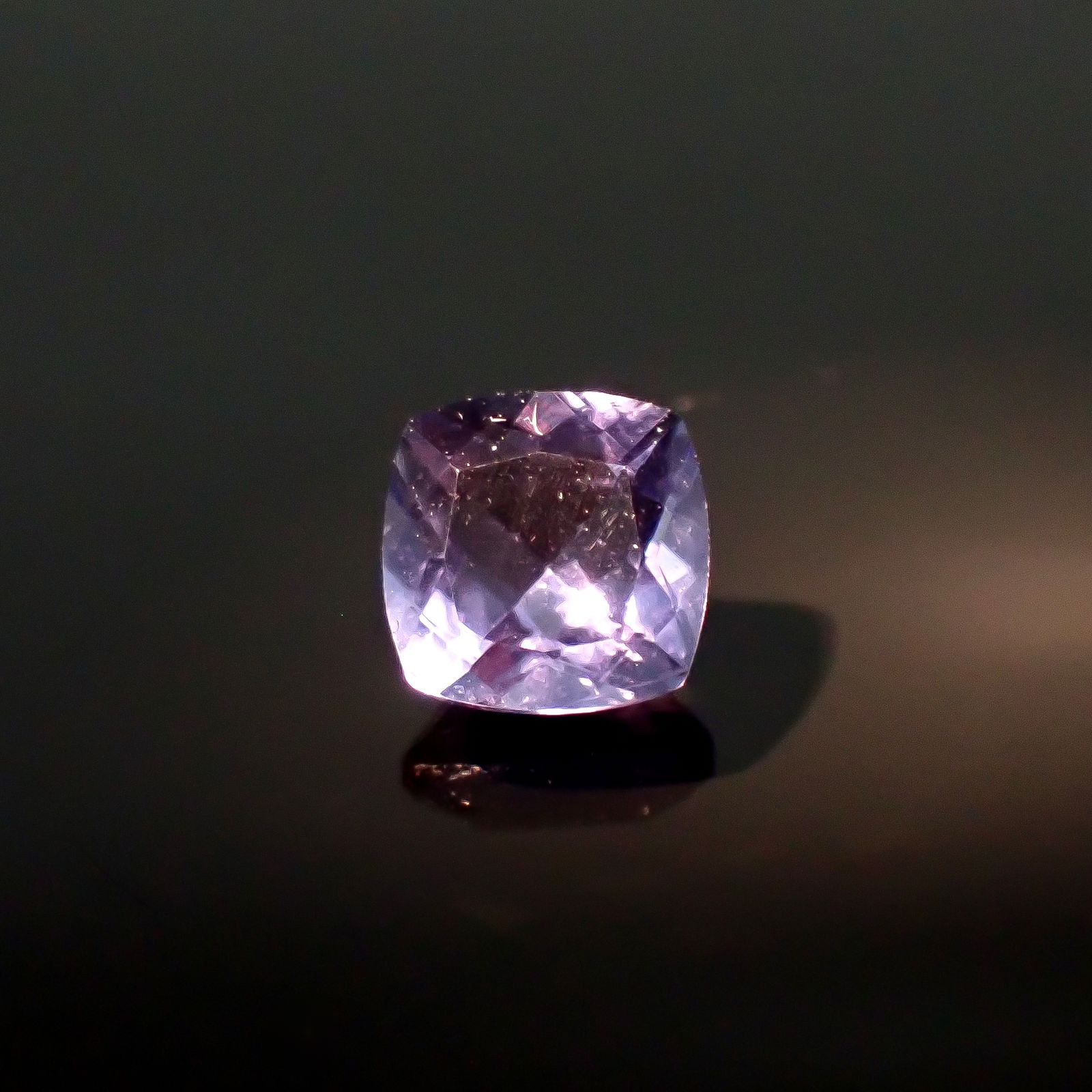 カラーチェンジフローライト ブラジル産 1.13ct[240728470]6.1x6.1mm前後