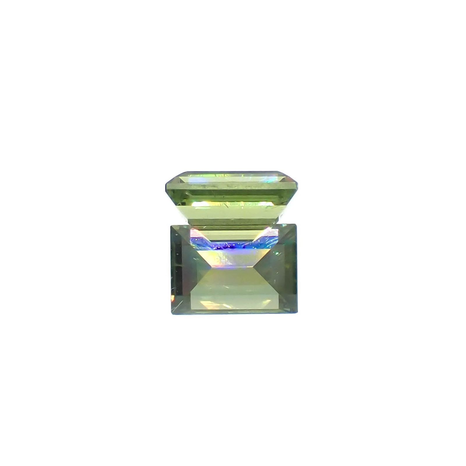 デマントイドガーネット ロシア産 0.65ct / 5.5x3.8mm前後 [231224555]