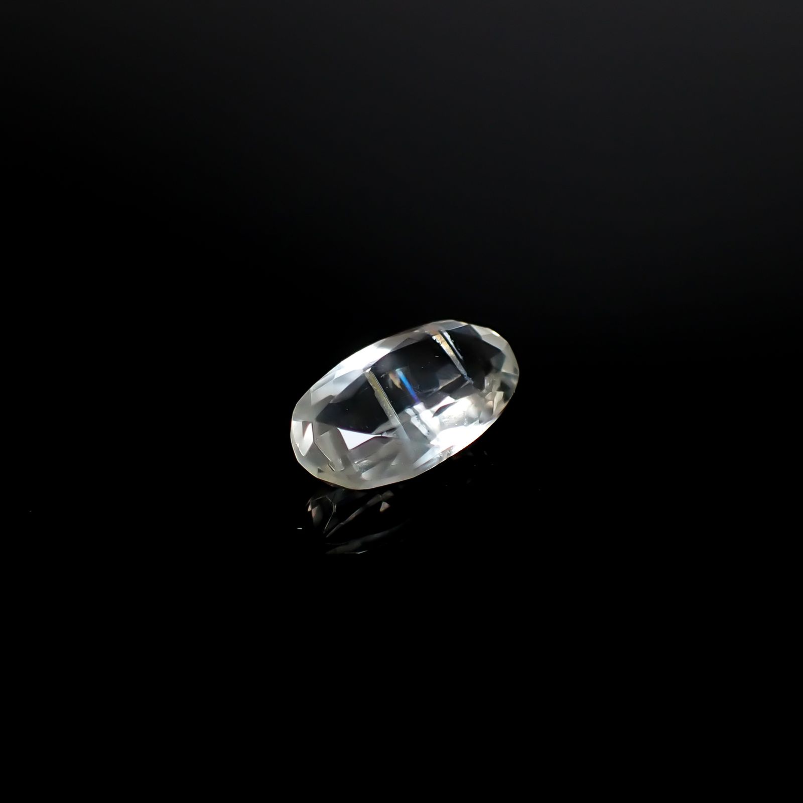 マラウイムーンストーン マラウイ共和国産 3.15ct / 14x7.3mm前後 [260331827]